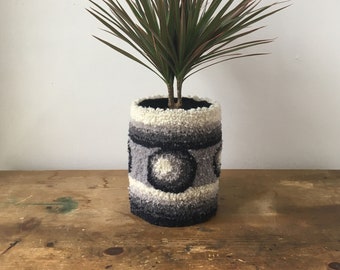 Balance Tufted Plant Pot - Grey Black White (Large Size)