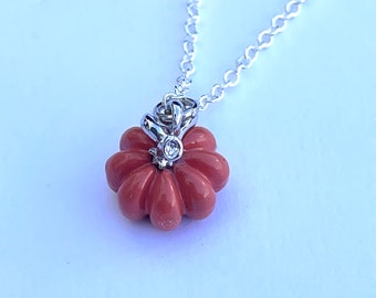 Dainty pumpkin necklace, autumnal jewellery, pumpkin pendant necklace, autumn necklace, cottagecore