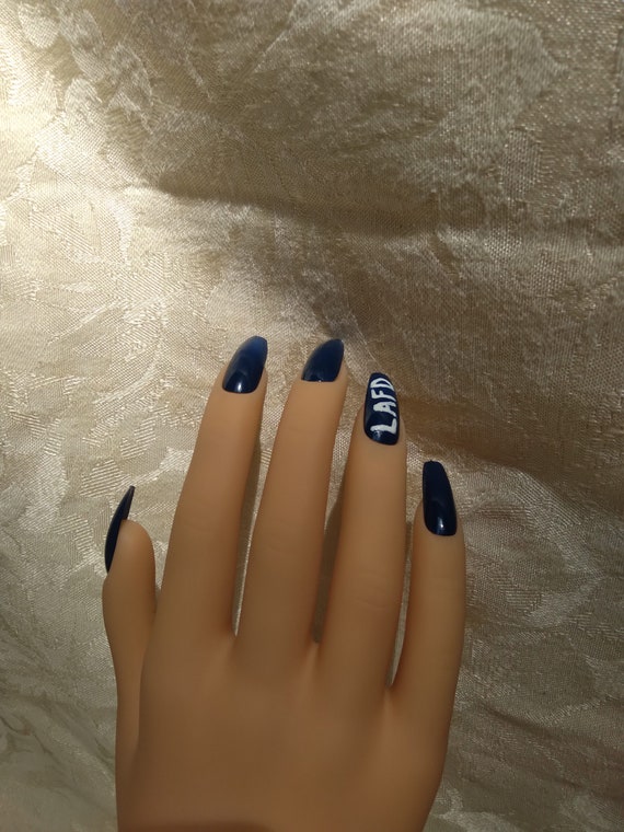 Featured image of post View 13 Mcyt Nails