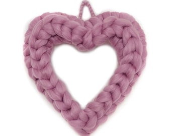 Chunky Knit Hanging Heart Wreath