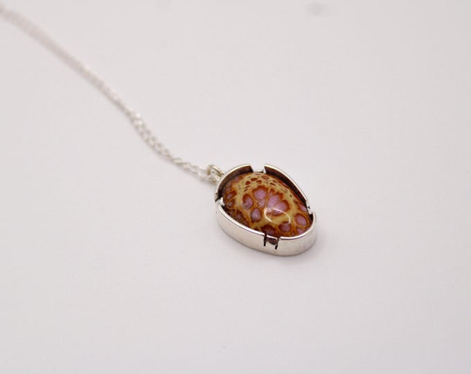 Pendentif Pétale en Coquille