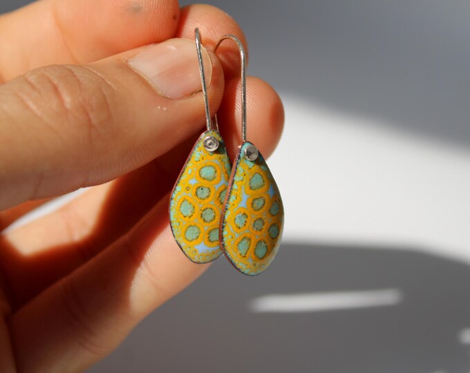 Boucles d'Oreilles Gouttes "Daisy Glow"