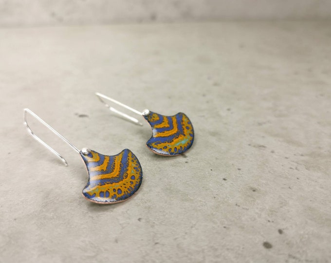 Ginkgo / Enameled earrings