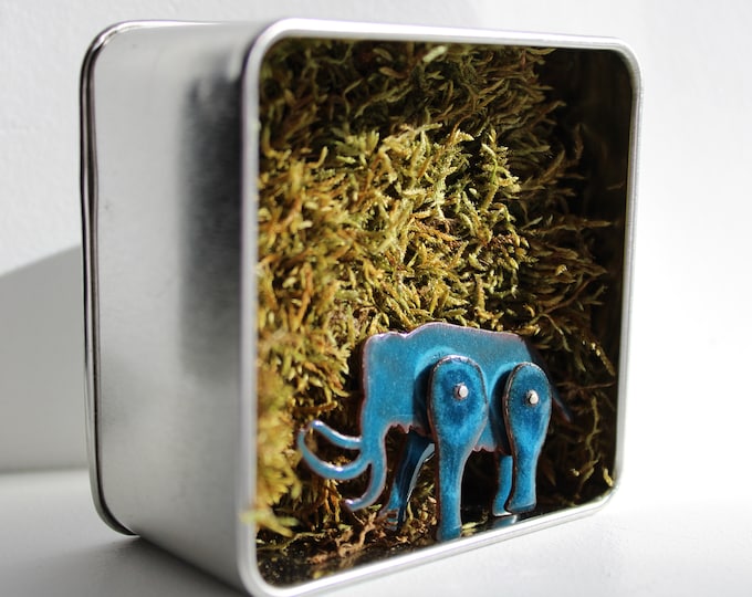 Enameled Amulet "Ancestors" Mammoth