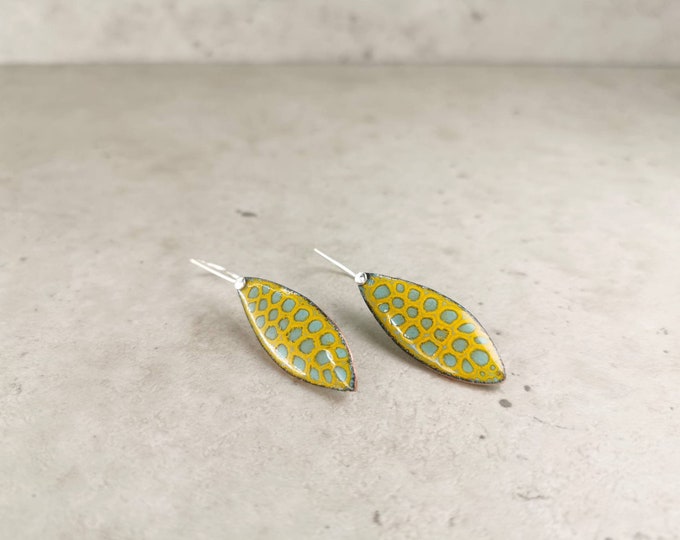 Feathers/Enameled earrings