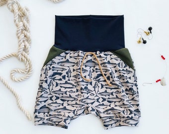 Sarouel pour bébé fait main : short en coton évolutif sur le thème de la pêche