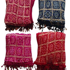 バンダーニ プリント ドゥパッタ: ラジャスタン アート シルク、マルチカラー フェスティバル スカーフ