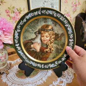 Vintage collectable Plate , Vintage Porcelain Plate, Vintage Plate Decor , Porcelain Plate for Decoration