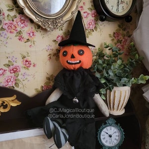 Spooky doll, Halloween doll, Witch doll, Pumpkin head doll, Pumpkin doll, felt doll, fabric doll