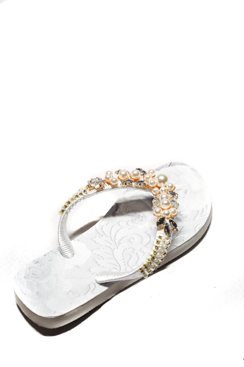 Pearls Rhinestone Heart Pattern Flip Flops