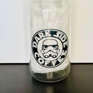 Dunkle Seite Kaffee 16oz Glastasse, Starwars Storm Trooper Kaffeetasse, Glas spülmaschinenfester Becher, Deckel und Stroh inklusive