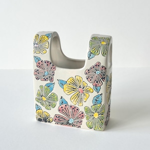 Cremic Vase, Blumenvase, Handtasche Blumenvase, handbemalte Vase, niedliche Keramik, Wohnkultur, Herzstück, Housewarming Geschenk