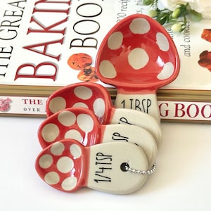 Mushroom Measuring Spoon Set, Measuring Spoons, Measuring Cups, Baking, Cute Ceramics,Mushroom  kitchen Decor, Vintage, Housewarming Gift