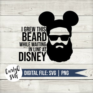 Könnte beinhalten: Schwarz-weiße Silhouette eines Mannes mit Bart und Mickey-Maus-Ohren. Der Text lautet "Ich habe diesen Bart wachsen lassen, während ich in der Schlange bei Disney wartete".