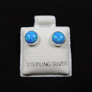 Blauer Feueropal & Sterling Silber 6 mm Ohrstecker