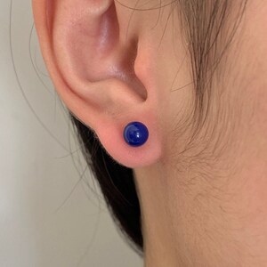 Natural 6mm 8mm 10mm Blue Lapis Lazuli Round Stud Earrings – Silver Plated, Not Enhanced