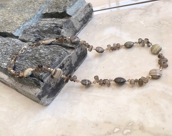 Handgefertigte Zebra Jaspis, Rauchquarz, & Braun Swarovski Kristall Sterling Silber Halskette 18"