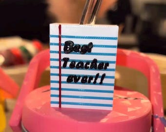Cute “Best Teacher Ever!” Straw Toppers – Perfect Teacher Gift