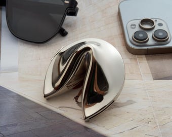 Personalized Silver Fortune Cookie Paperweight – Customizable Message & Engraving, Desk Decor
