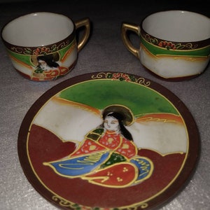 Vintage Occupied Japan Detailed Handpainted Cup & Saucer