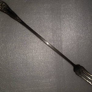 Fairfield Plate 8&quot; Seafood Fork