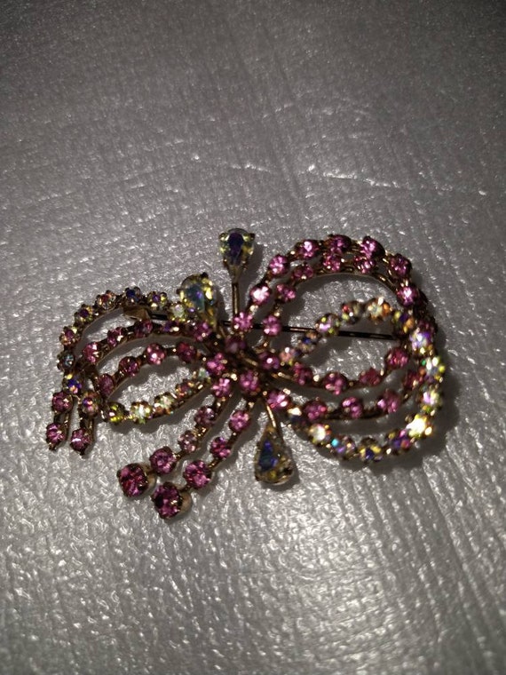 Austrian Pink Crystal Twisted Brooch