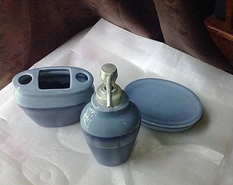 JC Penney's Horizons Ceramic Tri Tone Blue 3 pc Bathroom Accessory Set