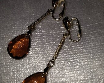 Sarah Coventry Amber Teardrop Gold Tone Clip On Earrings