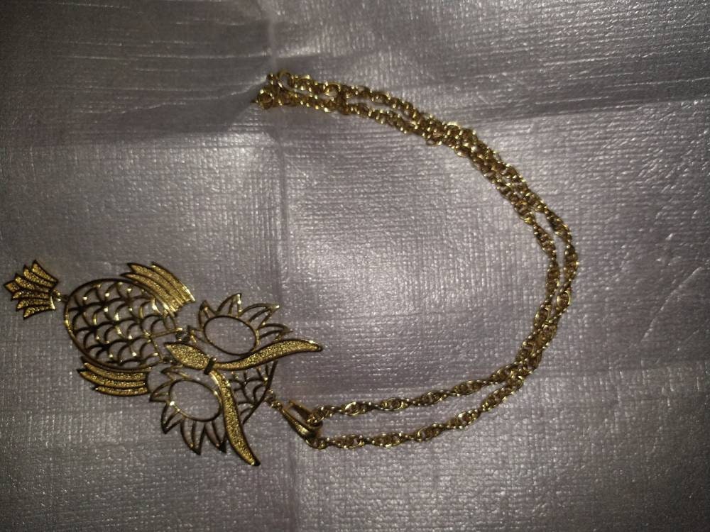 Gold Tone Owl Pendant Necklace