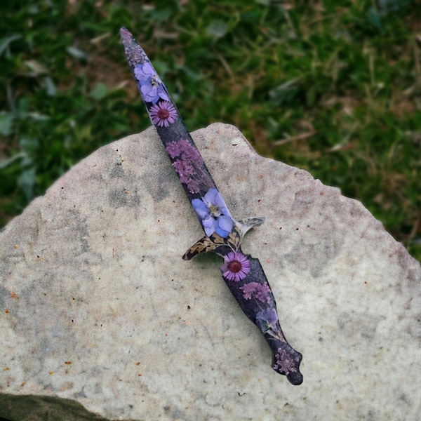 Custom Decorative Dried Pressed Flowers or Flower Petal Floral Dagger - Unique Earthy Home Decor Resin Artwork (6 Styles!)