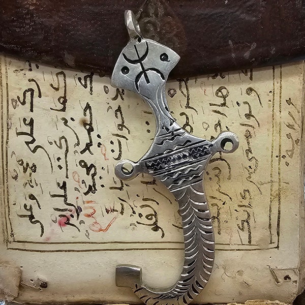 Moroccan amulet talisman,Touareg cross pendant Tribal protection,Ethnic jewelry,Saharan pendant, Tuareg west Africa,handmade in Morocco,boho