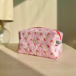 Quilted Cherry Pattern Makeup Bag Travel Cosmetic Bag Cute - Temu Austria