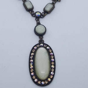 Vintage necklaces, necklace, necklaces, vintage chains, 1970s fashion, fashion necklaces, vintage avon, oval m.o.p. pendant, avon jewelry