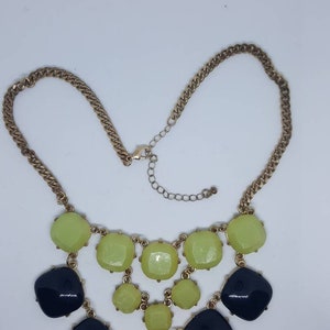 Vintage necklace, necklace, necklaces, bib necklace, costume jewelry, fashion jewelry,  vintage, retro jewelry, vintage jewelry, bead jewelr