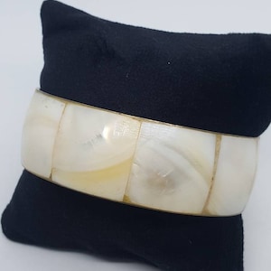 Vintage, vintage bracelet, Bracelets, bracelet, mother of pearl, mother of pearl bracelet, seashell jewelry, shell bracelet, bangle, bangles
