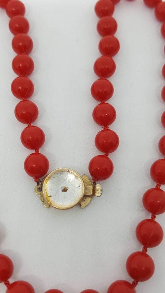 Vintage, vintage 1960s necklace, bead necklace, re