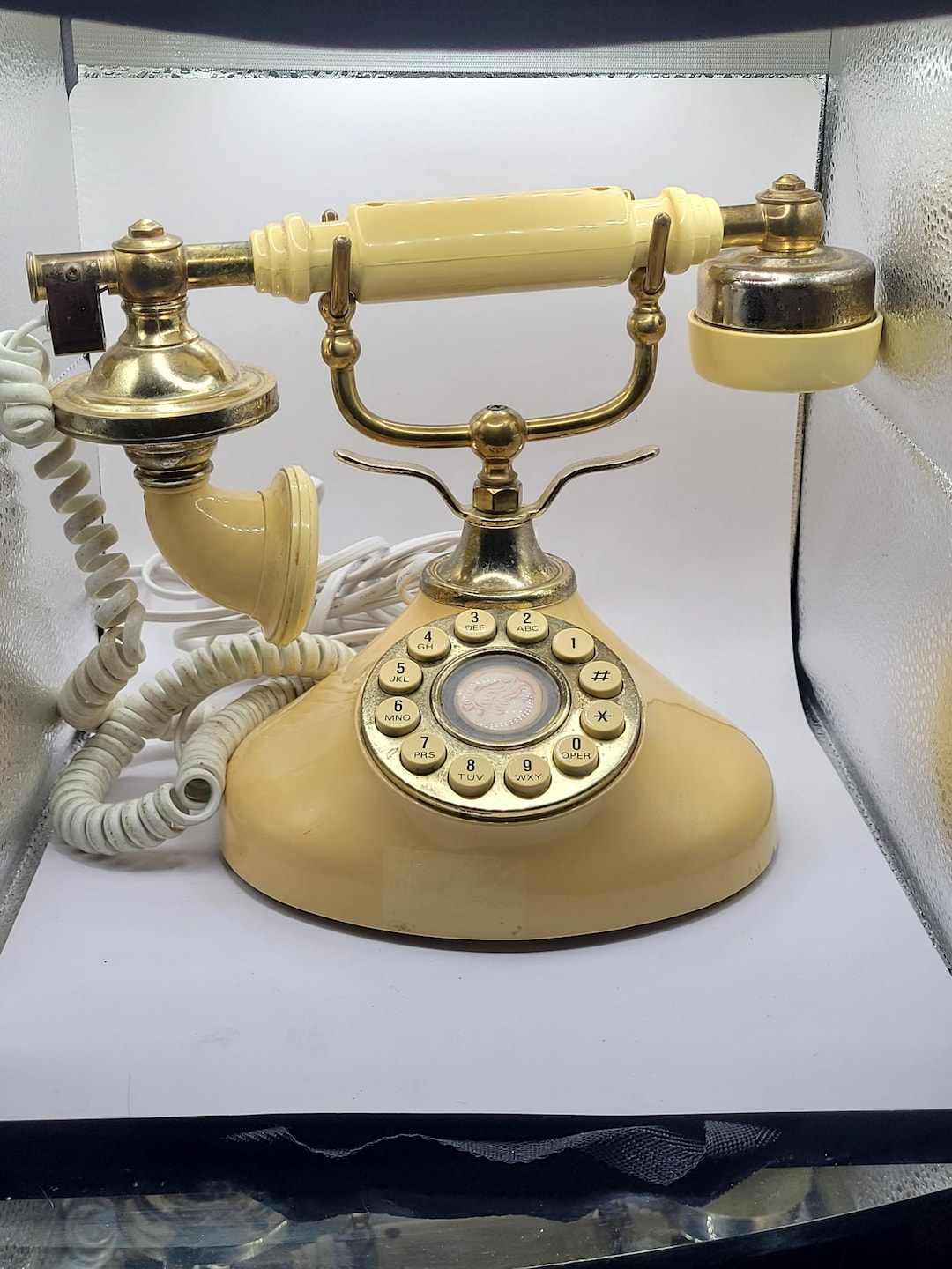 Vintage 1970's Columbia Tel-com French Elegance Push Button Mock