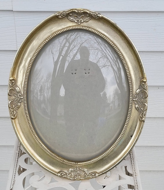 Vintage Convex Glass Oval Guilded Wood Tabletop Frame, Picture