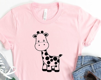 Giraffe Graphic Tee: Animal Print Shirt