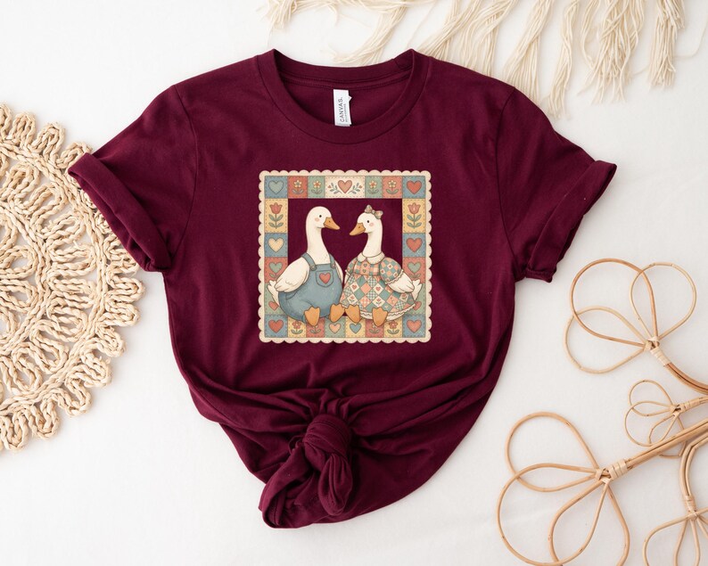 Thrifted Geese Sweatshirt,Vintage Grandma Geese,Cottagecore Folk Art Goose,Vintage 80s Goose Shirt,Funny Goose Tee,Retro Goose Graphic Shirt bild 7