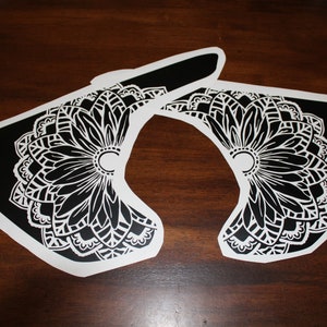 Set of 2 Daisy mandola fender vent decals compatable with 2018 to current Jeep wrangler JL