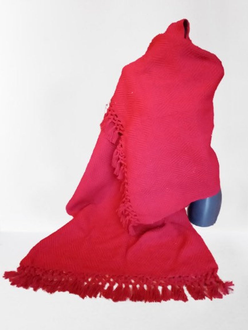 Mexican shawl. 100% handmade wool. image 0