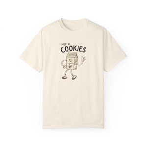 Unisex Milf N&#39; Cookies Tee| Funny Graphic Tshirt, Retro oversized Top, Gift For Her, Cool Mom Shirt, Mom Life T-Shirt, Vintage Style T-Shirt