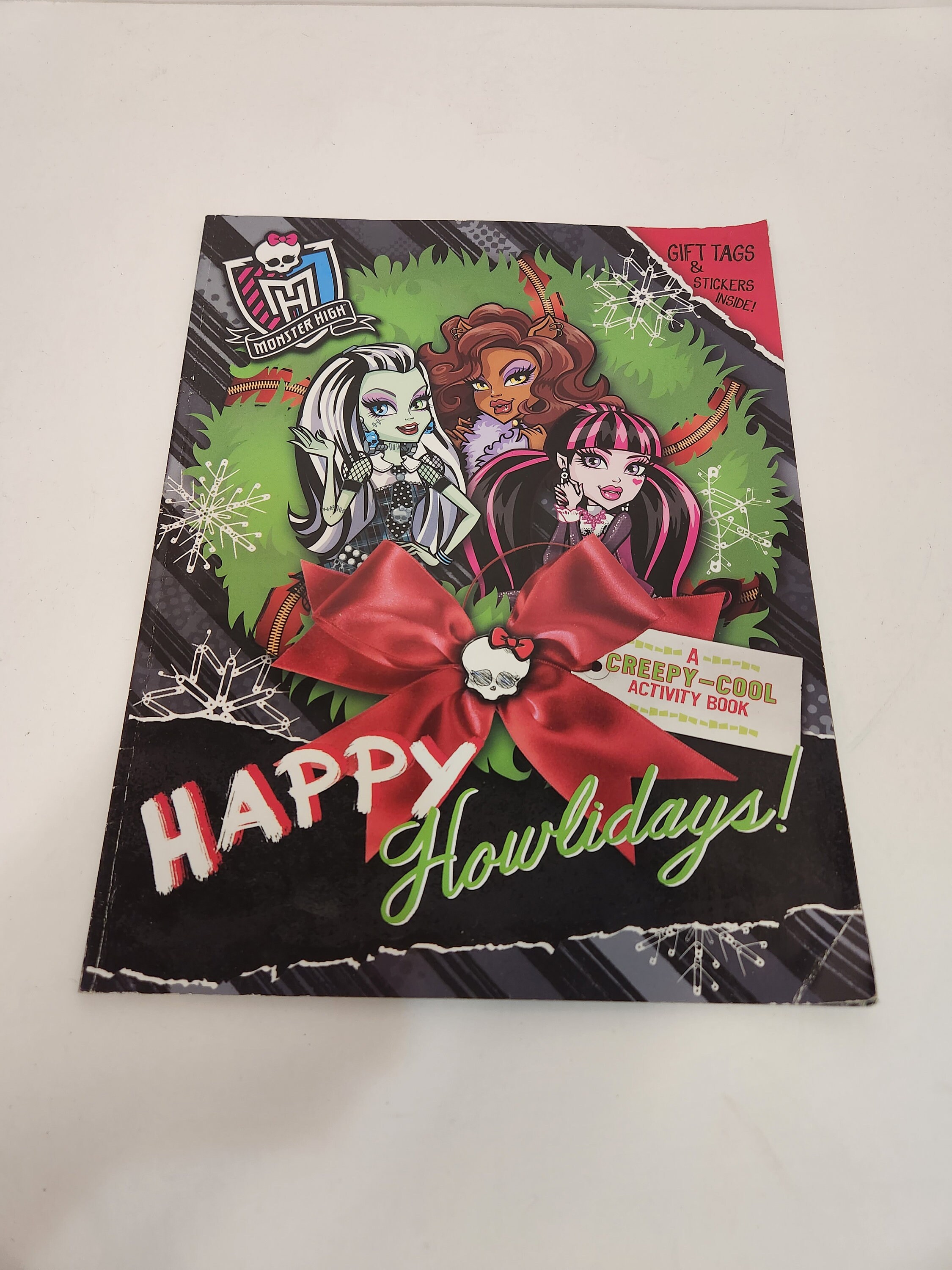 HELP i cant find a monster high stoner coloring book thats for sale :  r/MonsterHigh