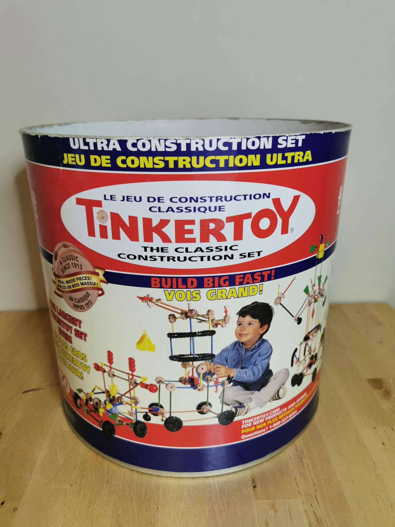 Vintage Playskool the Original Tinker Toy Construction Building