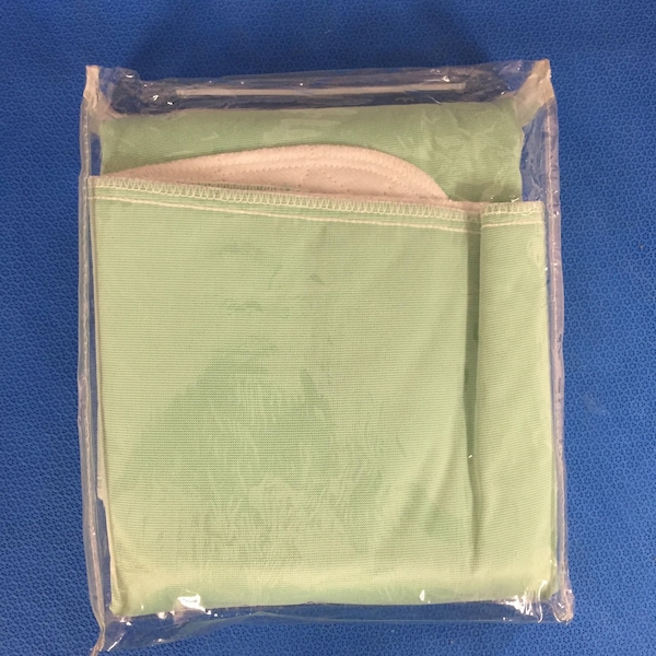 Bed Pad Green 29" x 35"