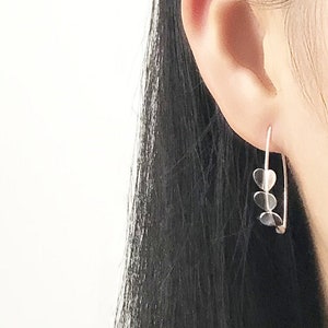 925 Pendientes de gancho de corazón de plata de ley / Enhebradores de línea de orejas / Aros ovalados de alambre / Pendientes minimalistas de hilo de oreja elegante y delicado