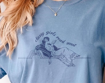 Smut Reader Comfort Colors Camisa / Bookish Shirt Regalo para ella, Dark Romance Reader Camiseta, Adicto al libro, Vintage Bookish, Libros picantes sucios