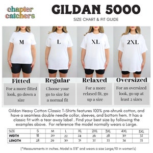 May include: Gildan 5000 size chart and fit guide for t-shirts. The chart shows the measurements in inches for different sizes, from small to 5XL. The chart also includes descriptions of the different fits: fitted, regular, relaxed, and oversized.