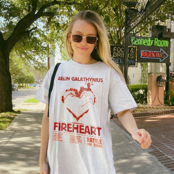 Fireheart Shirt | Vintage Aelin Galathynius Shirt To Whatever End Tshirt Licensed SJM Throne Of Glass Merch Bookish Shirt Terrasen T-Shirt